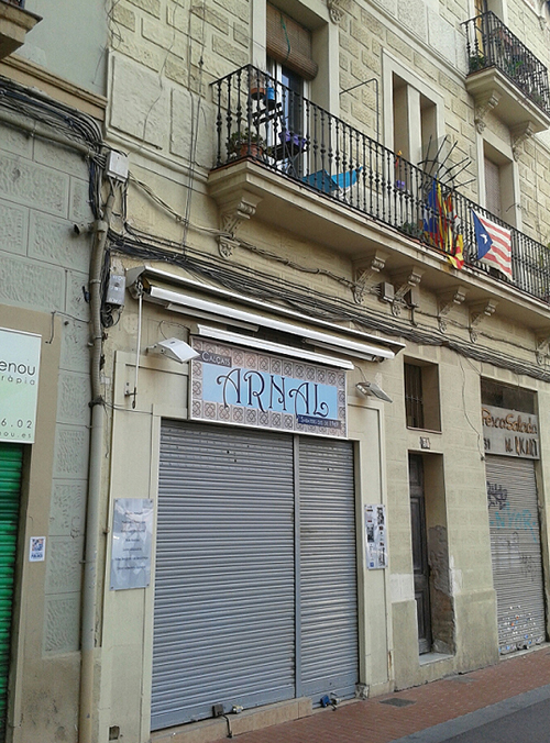 Some of the traditional shops and buildings in Poblenou now closed (15th June, 2017)