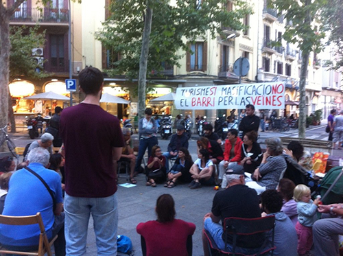 Assembly-supper of #EnsPlantem at the Rambla (June, 14)